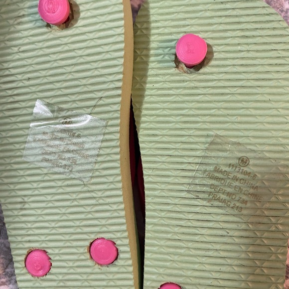Nwt. Girls flip flops carters. - Picture 3 of 3